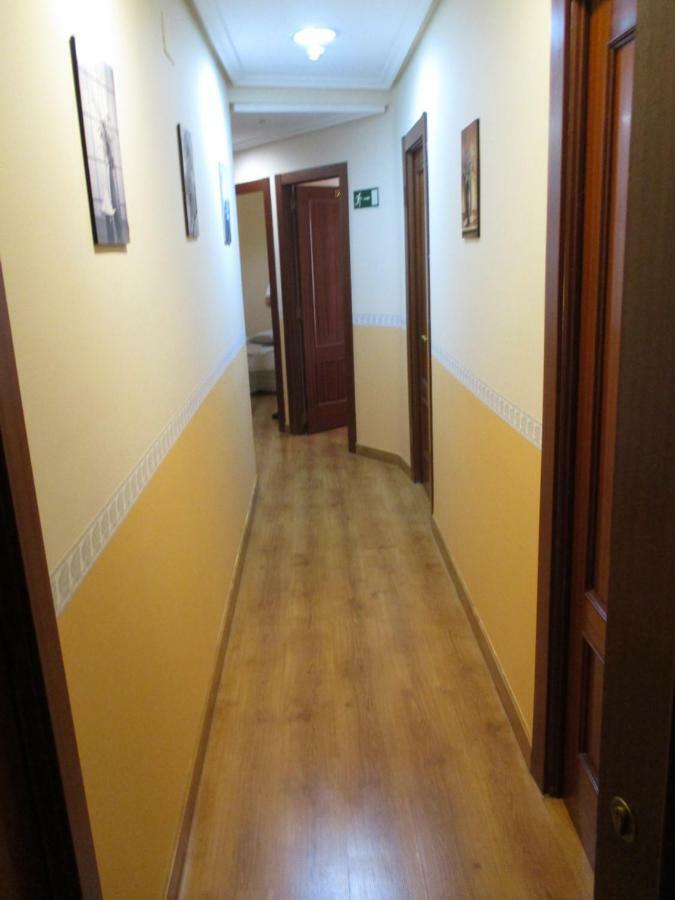 Hostal Becares Παλένθια Εξωτερικό φωτογραφία