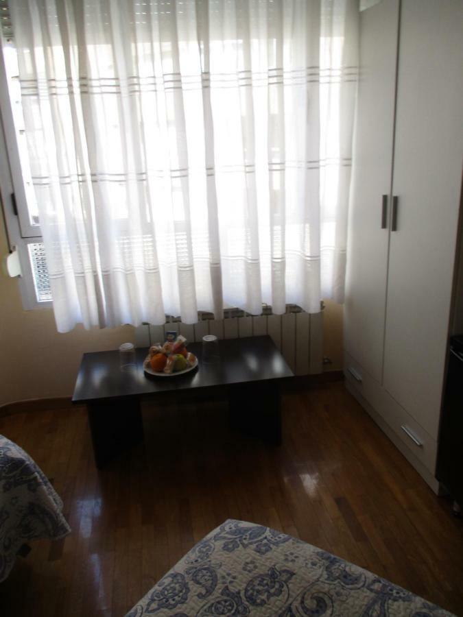 Hostal Becares Παλένθια Εξωτερικό φωτογραφία