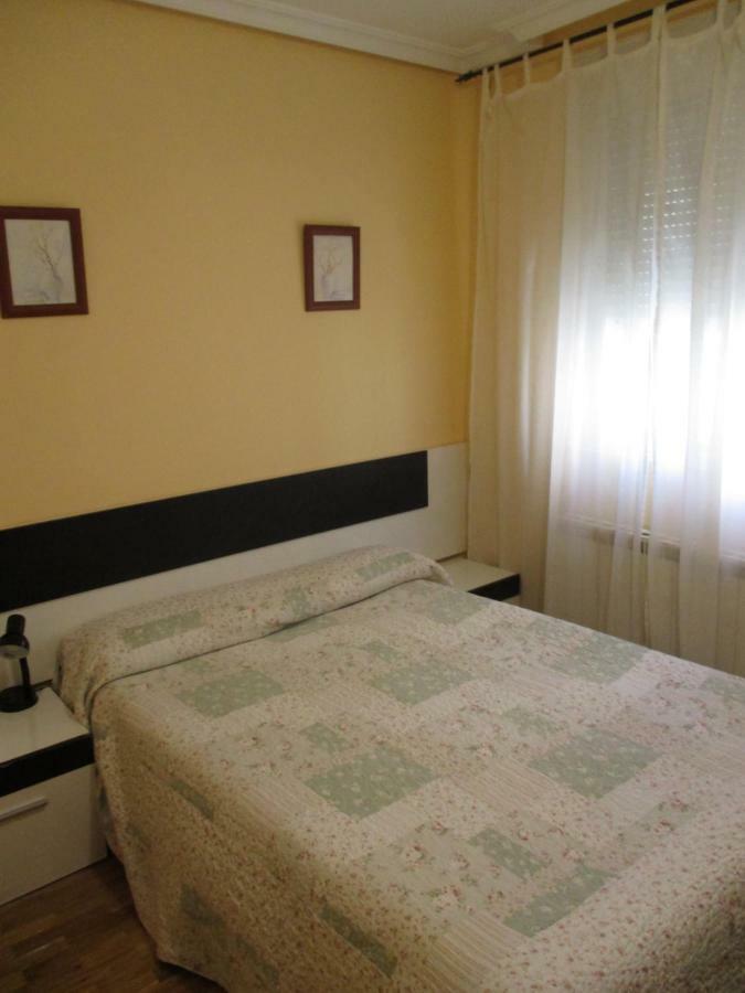Hostal Becares Παλένθια Εξωτερικό φωτογραφία