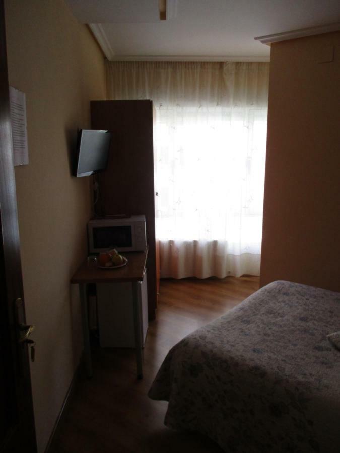 Hostal Becares Παλένθια Εξωτερικό φωτογραφία